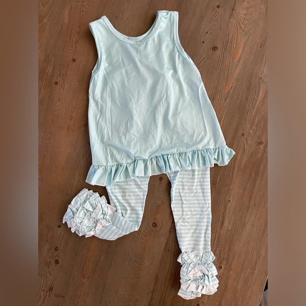 Boutique Overstock light mint colored toddler girl set